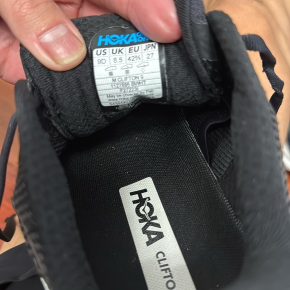 Hokas - Picture 5 of 5